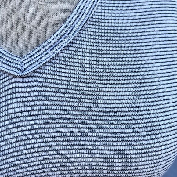 1980s Striped Baby tee Size M/L Retro T-shirt Scoop neck - Picture 6 of 10